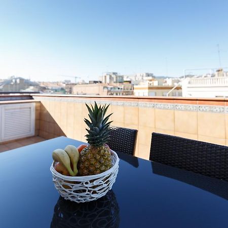 LetsGo Sagrada Familia Penthouse Apartment Barcelona Bagian luar foto
