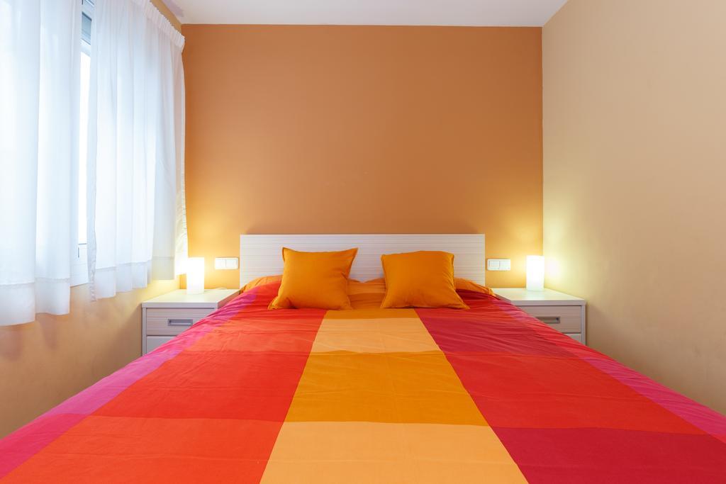 LetsGo Sagrada Familia Penthouse Apartment Barcelona Bagian luar foto