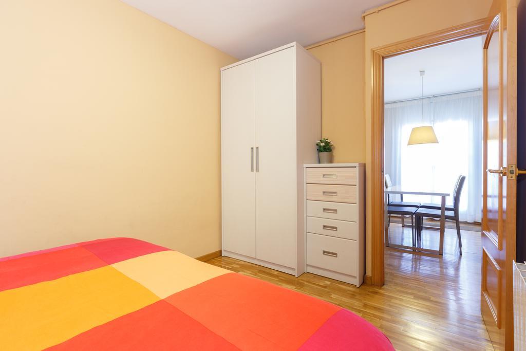 LetsGo Sagrada Familia Penthouse Apartment Barcelona Bagian luar foto